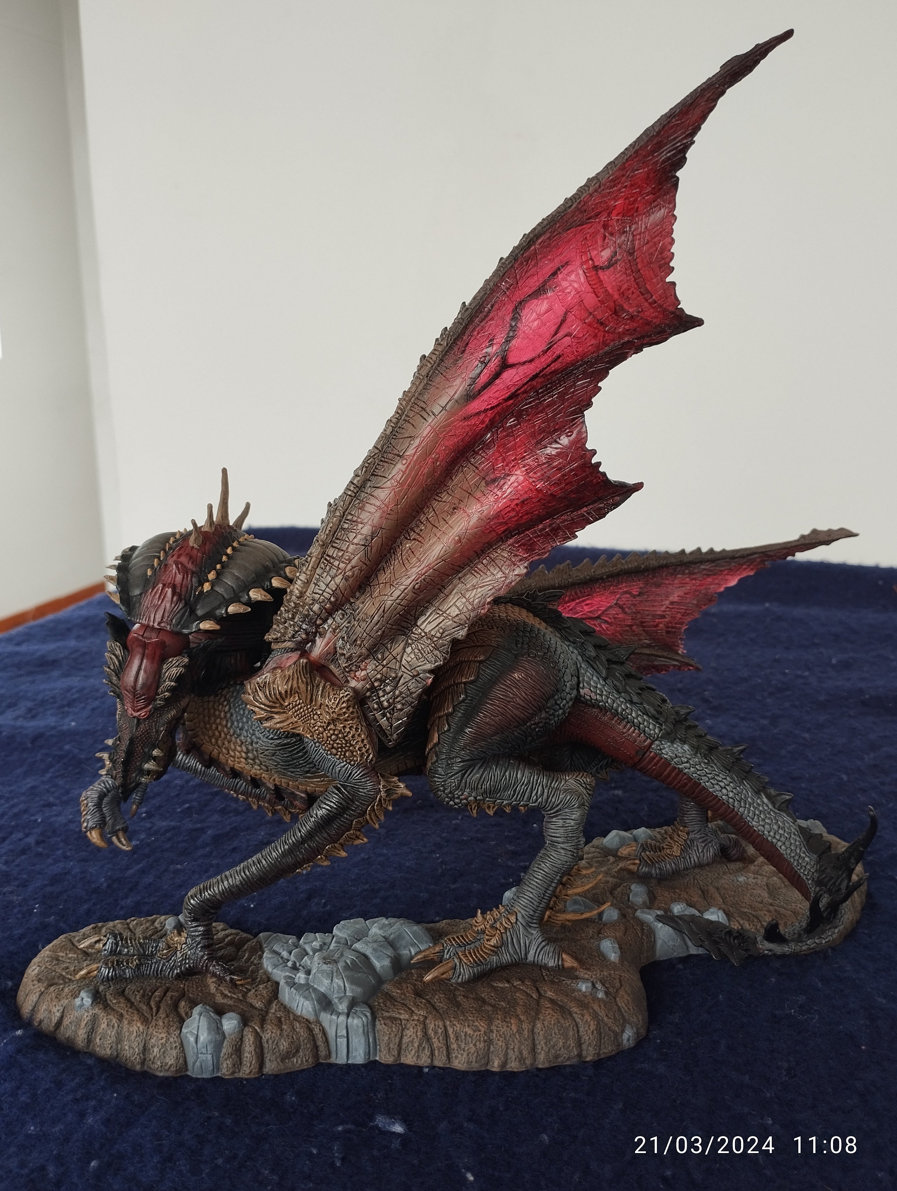 DRAGON M