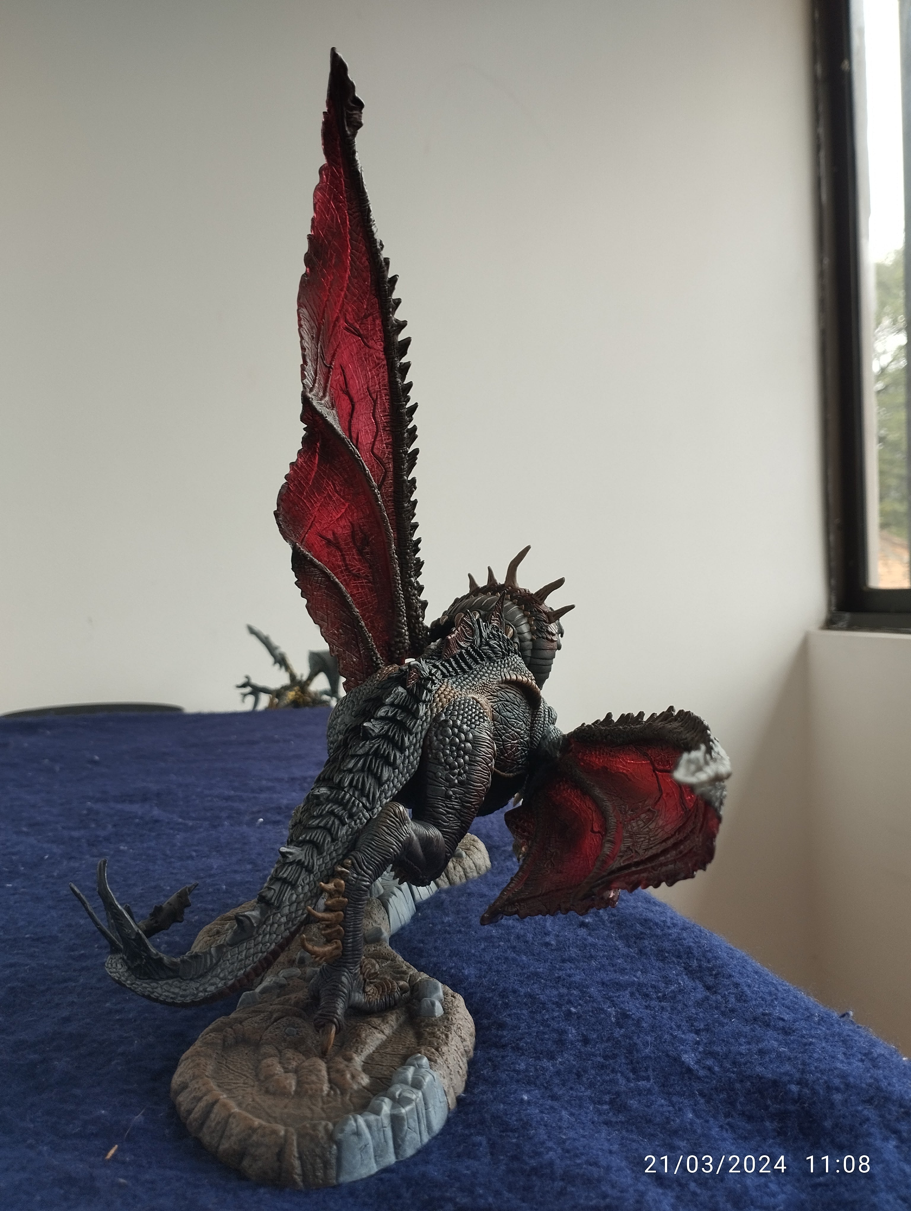 DRAGON M