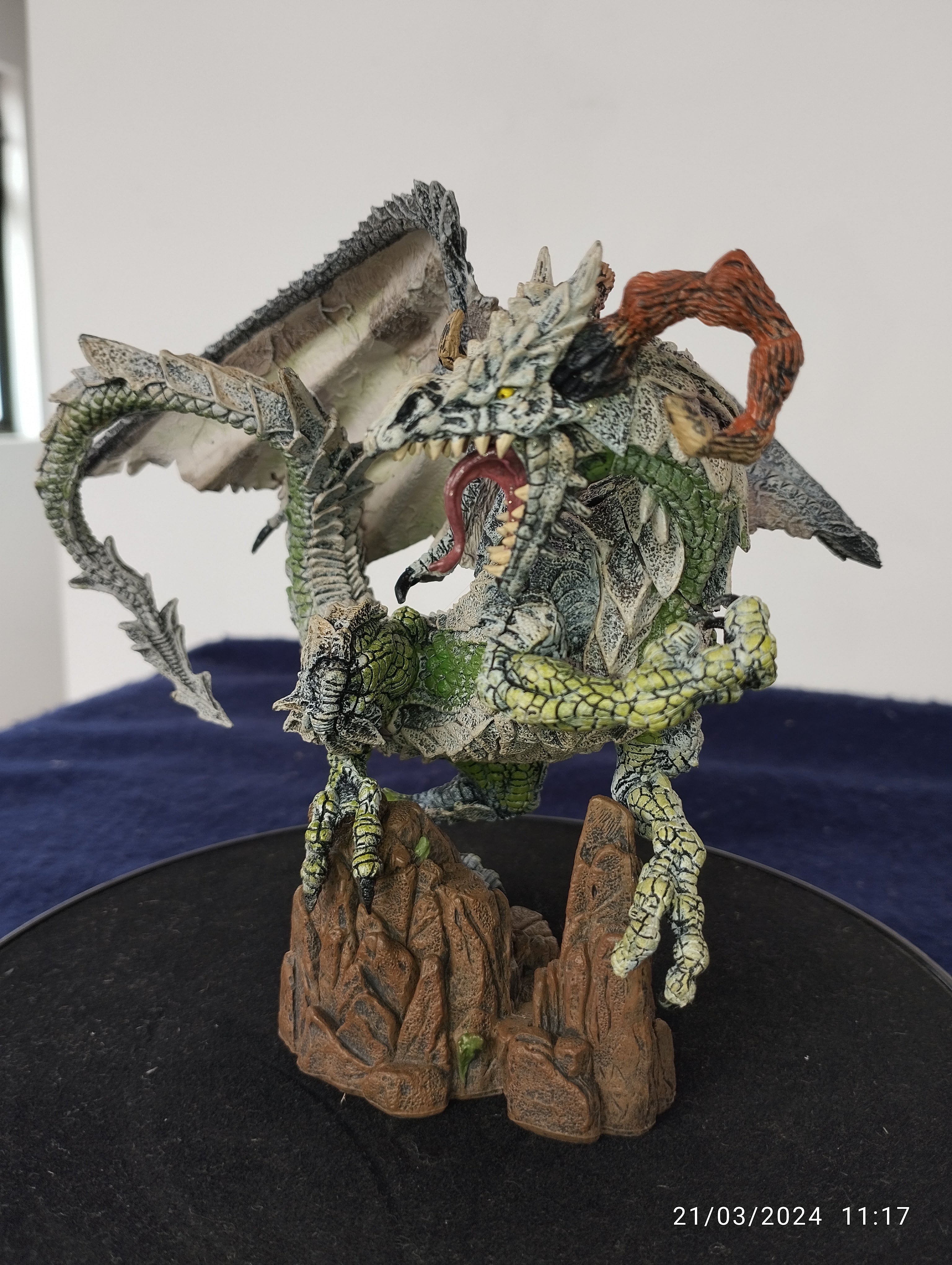 DRAGON N