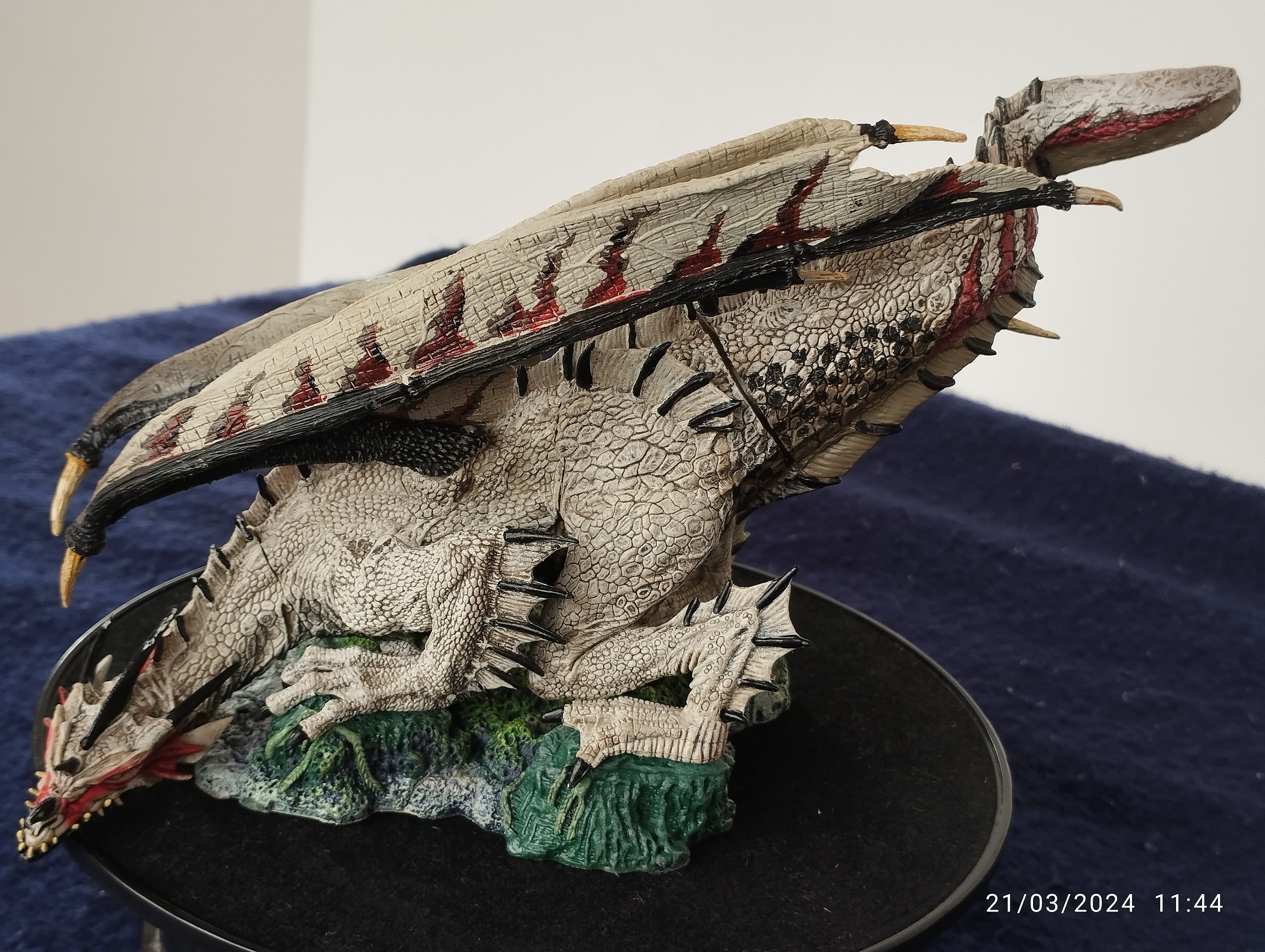 DRAGON L