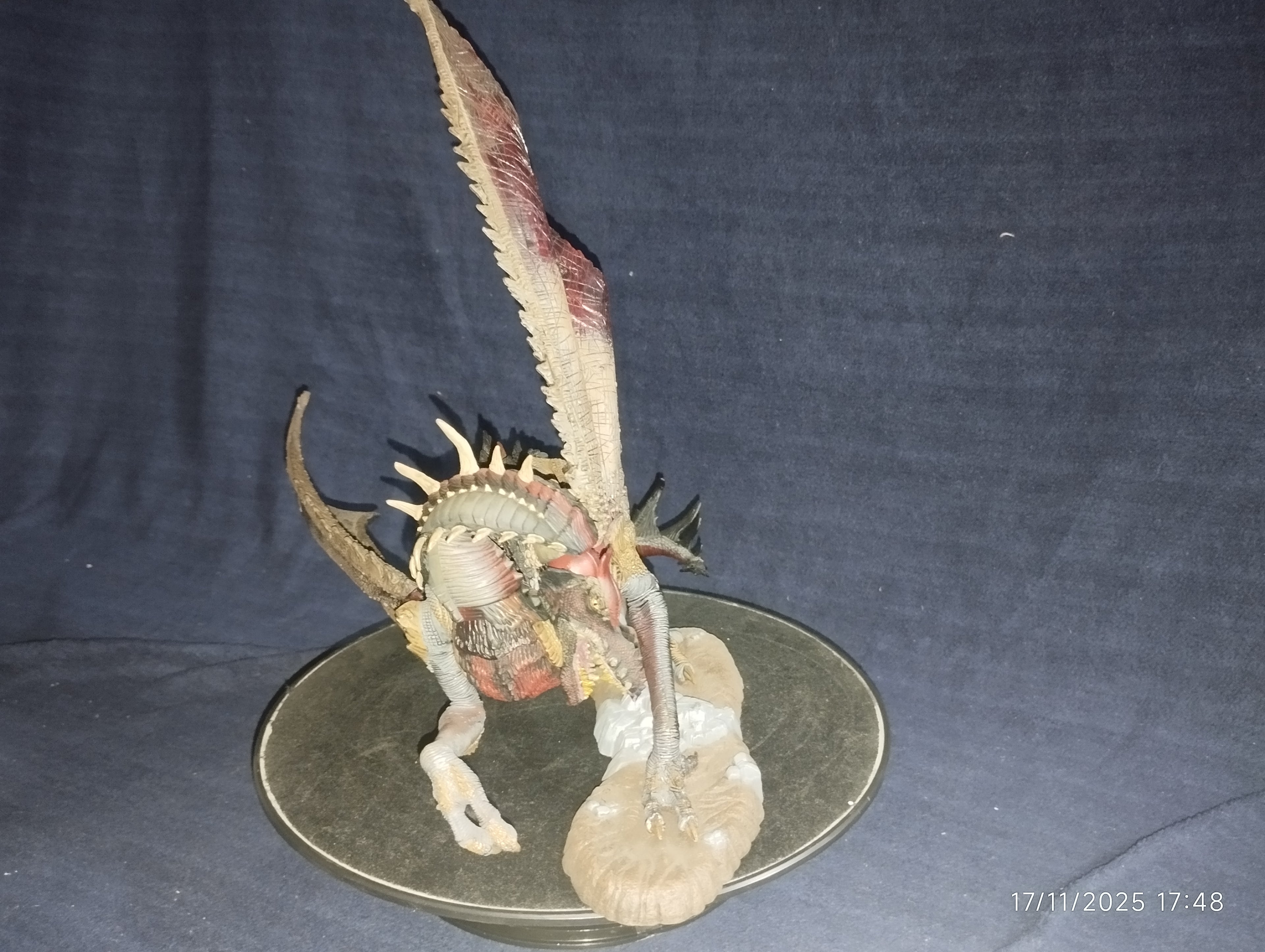 DRAGON M