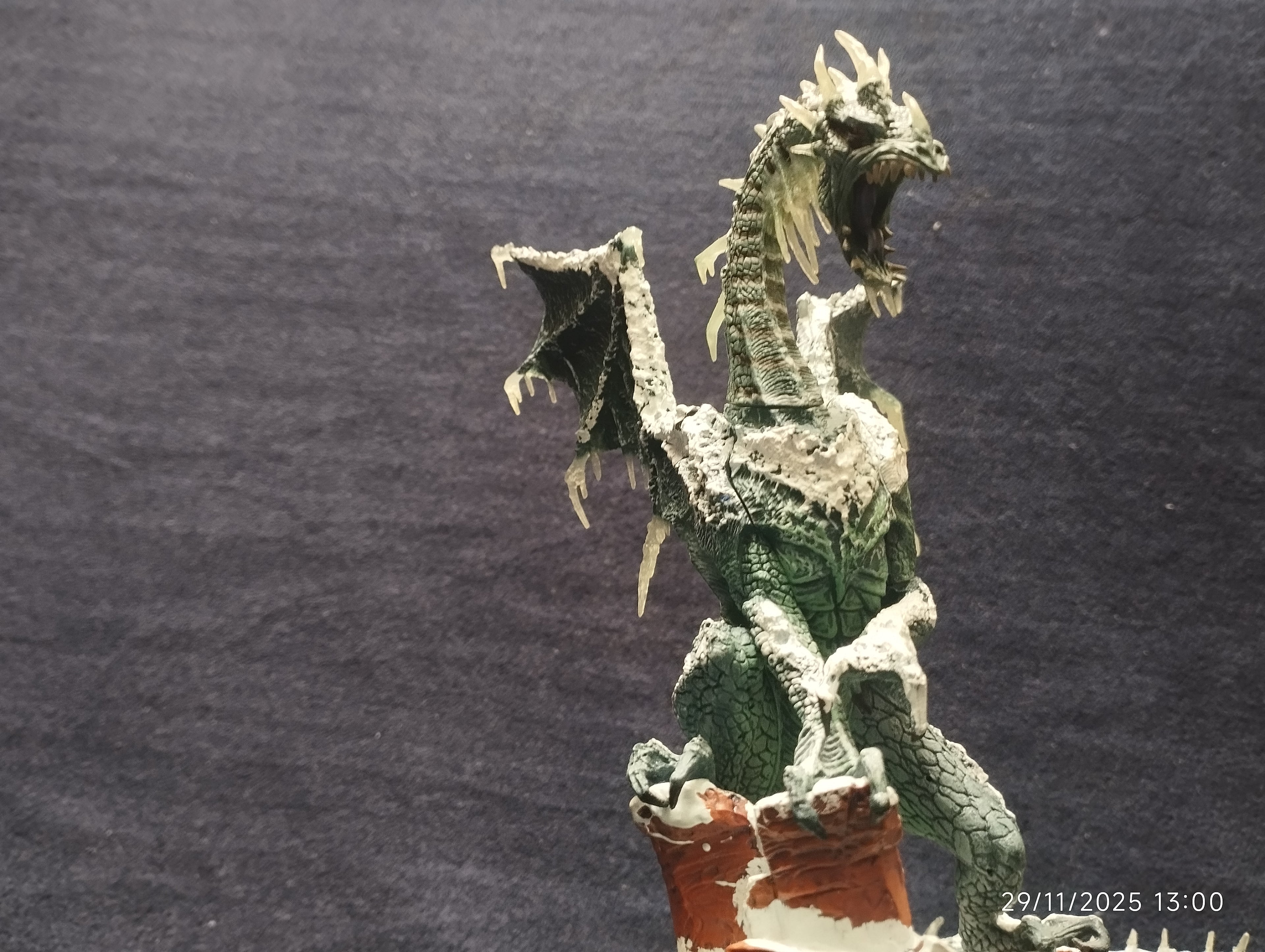 DRAGON  F