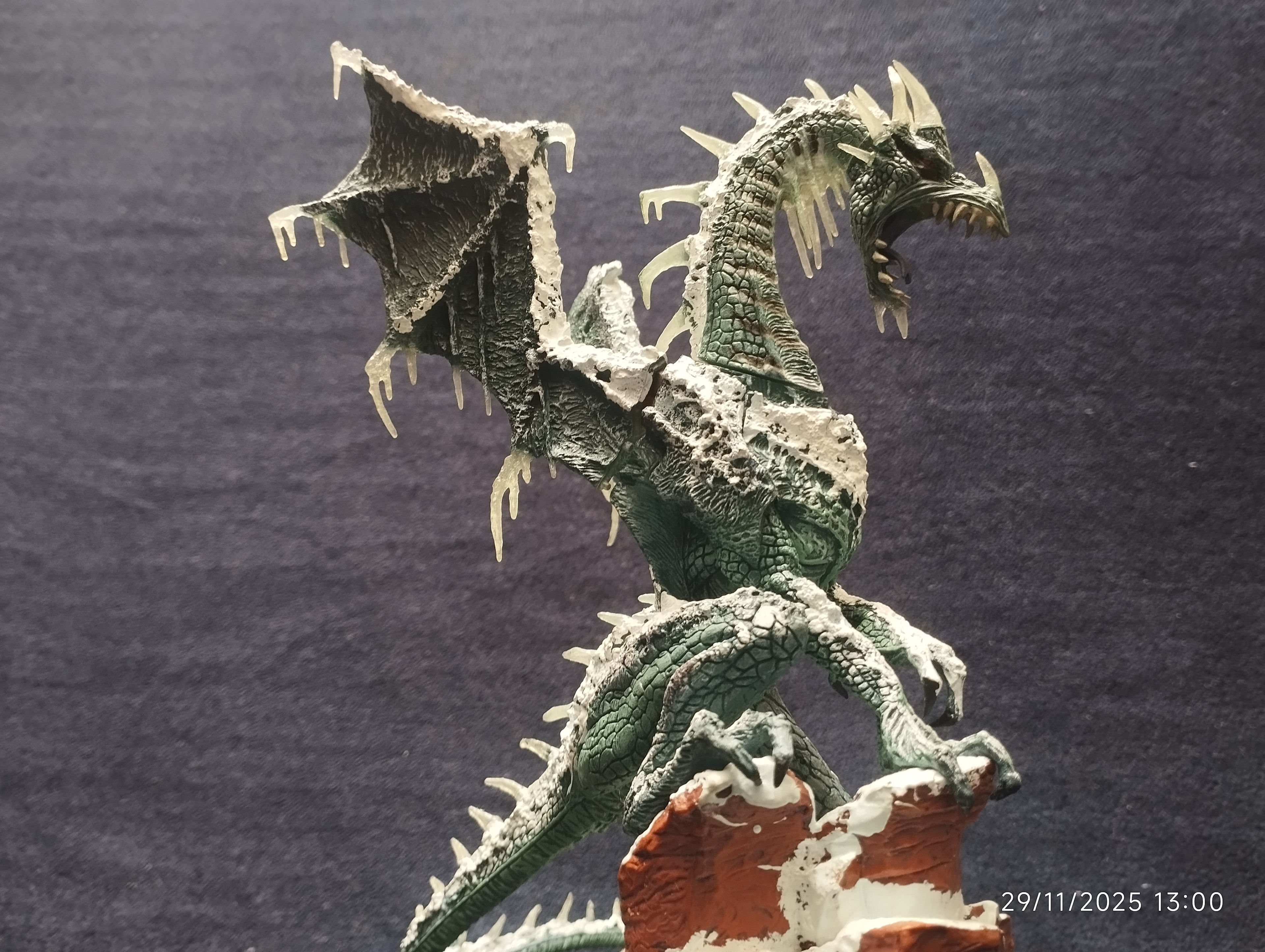 DRAGON  F