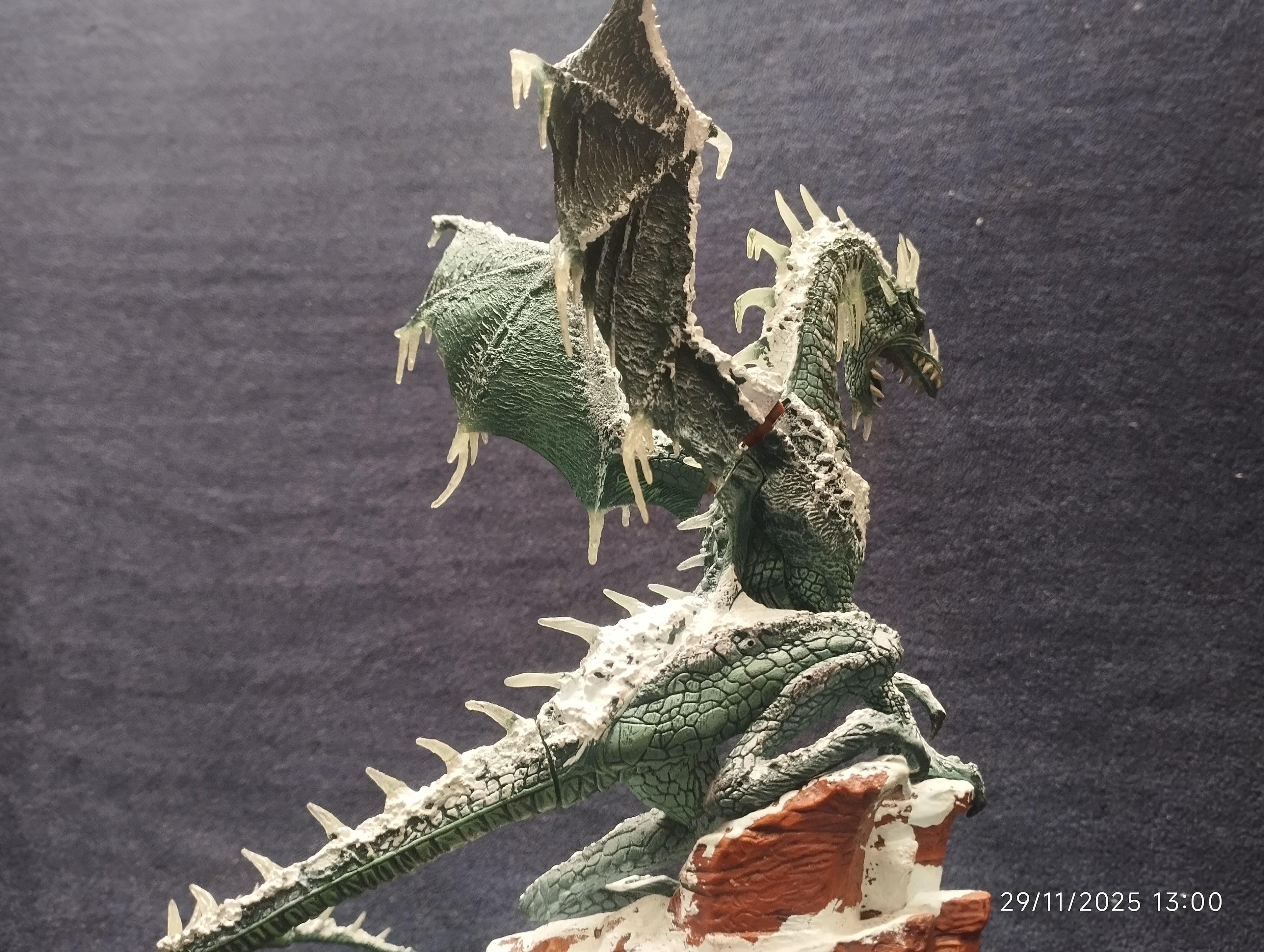 DRAGON  F